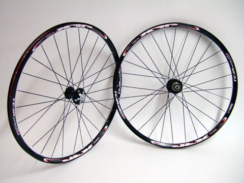 Wheels Vuelta XRP Team SL 26 inch Lightweight Mountain Bike Wheels Image