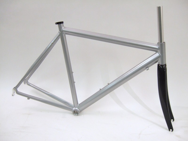 NEW UNBRANDED BIKE BICYCLE ALUMINUM FRAME SET & CARBON FORK FRAMESET 