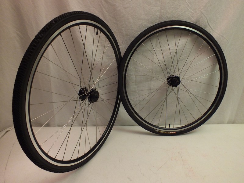 Bikes 700c Disc Brake Cyclocross Wheels with Kenda Tires Image