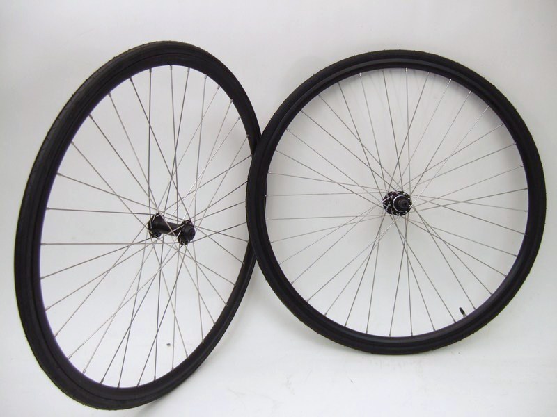 Wheels ECONOMY 700C ROAD BICYCLE WHEELS and TIRES TOUGH THREAD ON Image