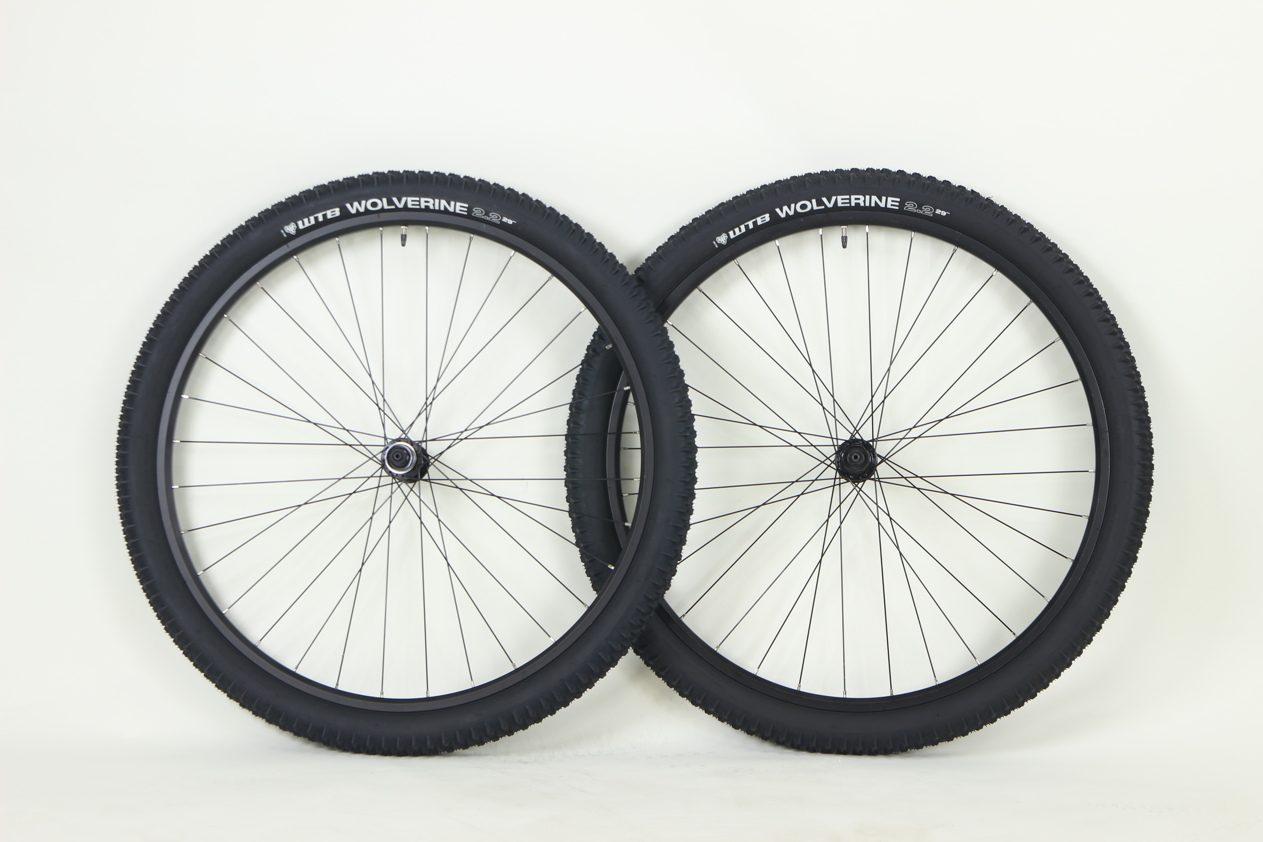 Wheels 29 inch Alloy Wheels ATB Centerlock 29 x 2.2 Maxxis Wolverine Tire and Tube Image