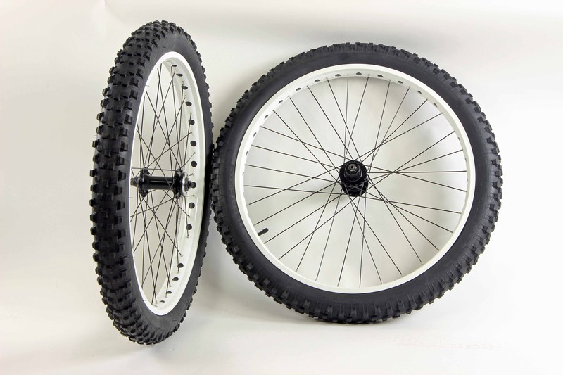Wheels 26 inch x 3.0 Fat Tire Wheels Tires and Tubes Unbranded White Rims Image